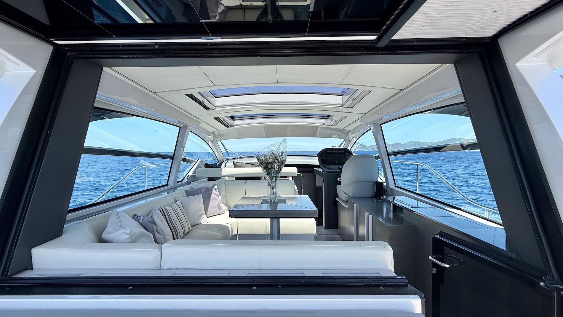 2018 PERSHING 5X 